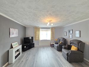 Lounge- click for photo gallery